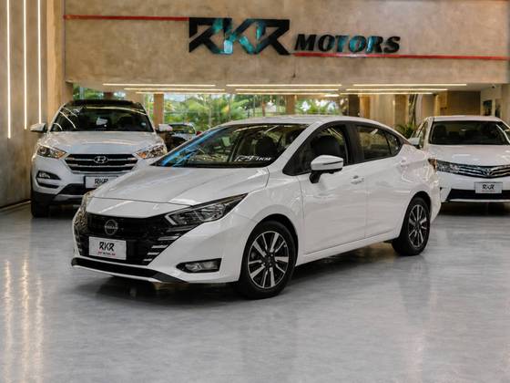 NISSAN VERSA 1.6 16V FLEX ADVANCE XTRONIC NISSAN VERSA 1.6 16V FLEX ADVANCE XTRONIC